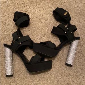 Black rhinestone platform heel